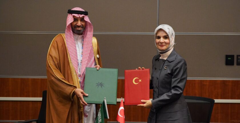 Bakan Göktaş: “Suudi Arabistan ile Sosyal Hizmetlerde İş Birliğimizi Güçlendiriyoruz”