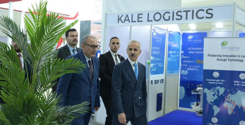 Bakan Uraloğlu, TransMEA 2025 Fuarı İçin Mısır’da