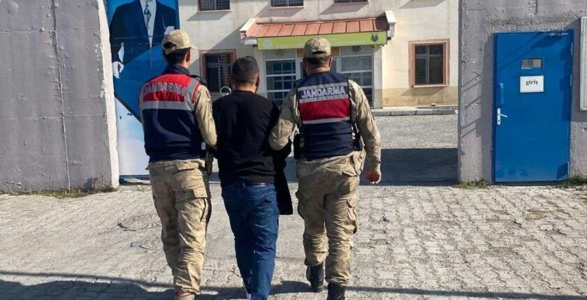 Kars’ta Hakkında 4 Yıl 2 Ay Hapis Cezası Bulunan Şahıs Yakalandı
