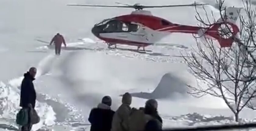 Malatya’da 1 Yaşındaki Bebek Ambulans Helikopterle Hastaneye Ulaştırıldı