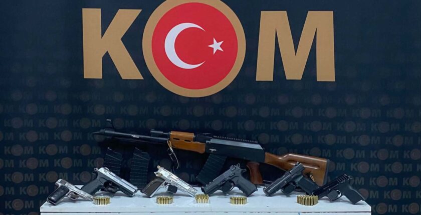 Kars’ta Yasa Dışı Silah Ticareti Operasyonu: 8 Gözaltı
