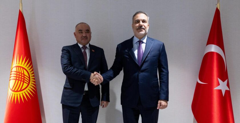 Bakan Fidan, Kırgızistan Meclis Başkanı Turgunbek Uulu’yu Ankara’da Kabul Etti