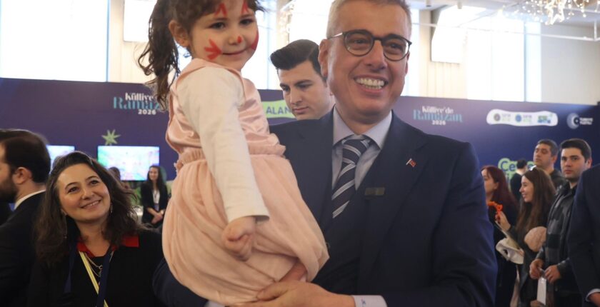 Sağlık Bakanı Memişoğlu 500 Bin Çocuğu Sağlık Elçisi Yaptı