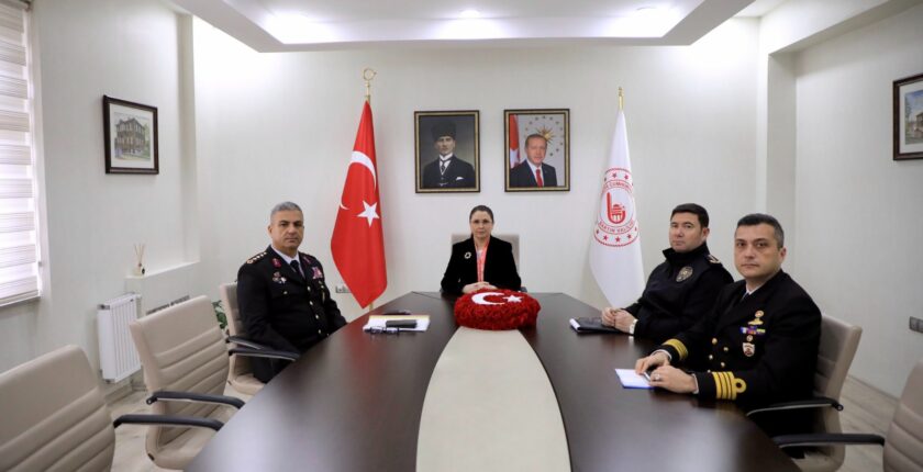 Bartın Valisi Nurtaç Arslan Ramazan Bayramı Güvenlik Toplantısına Katıldı
