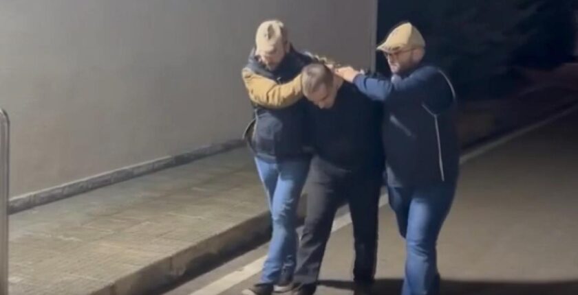Sarı Kategoride Aranan Firari FETÖ Üyesi Binbaşı Yakalandı